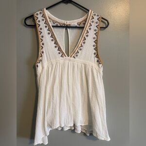 By Together Ivory Sleeveless Baby Doll Boho Embroidered tank size medium